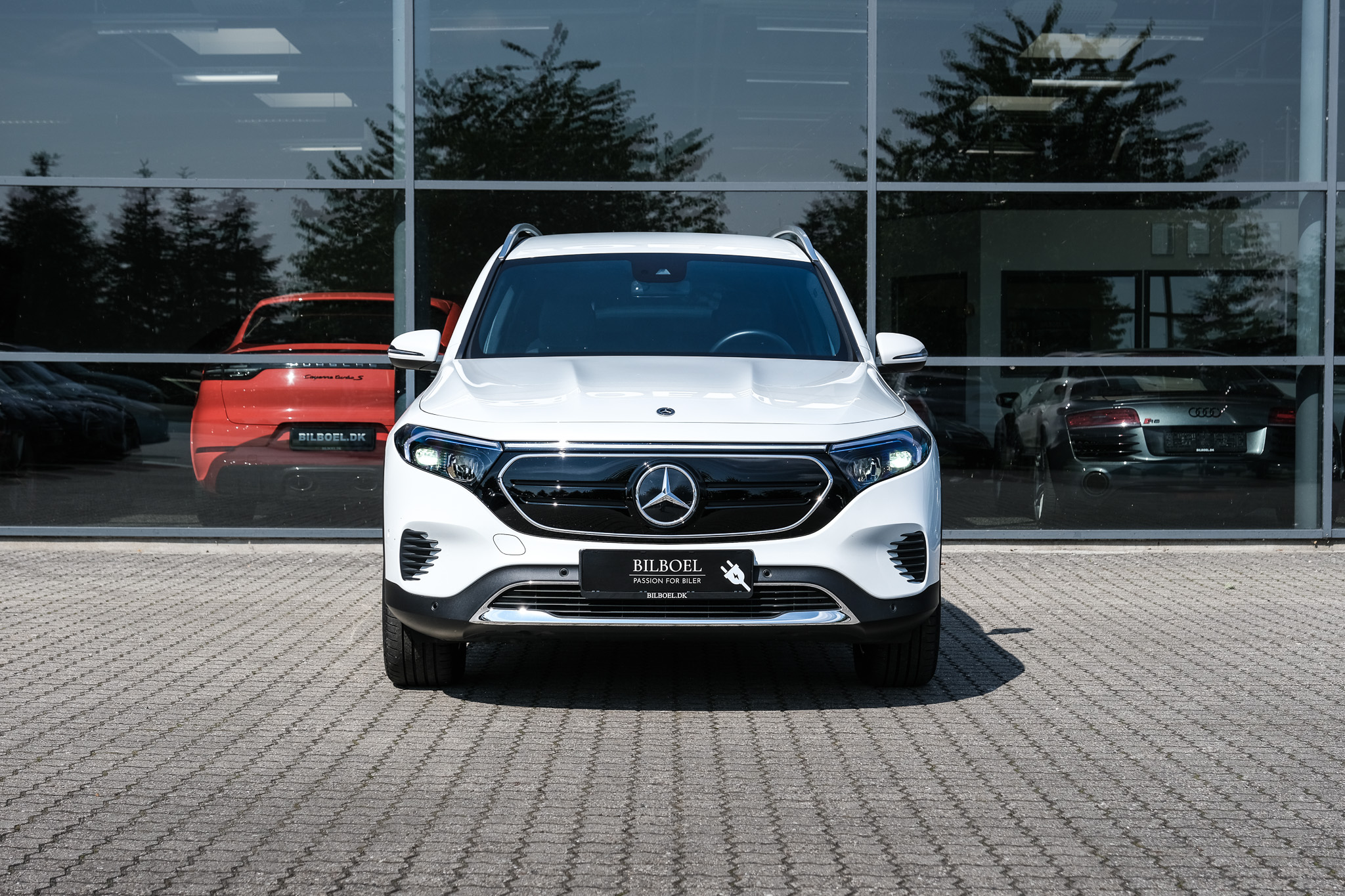 Mercedes EQB