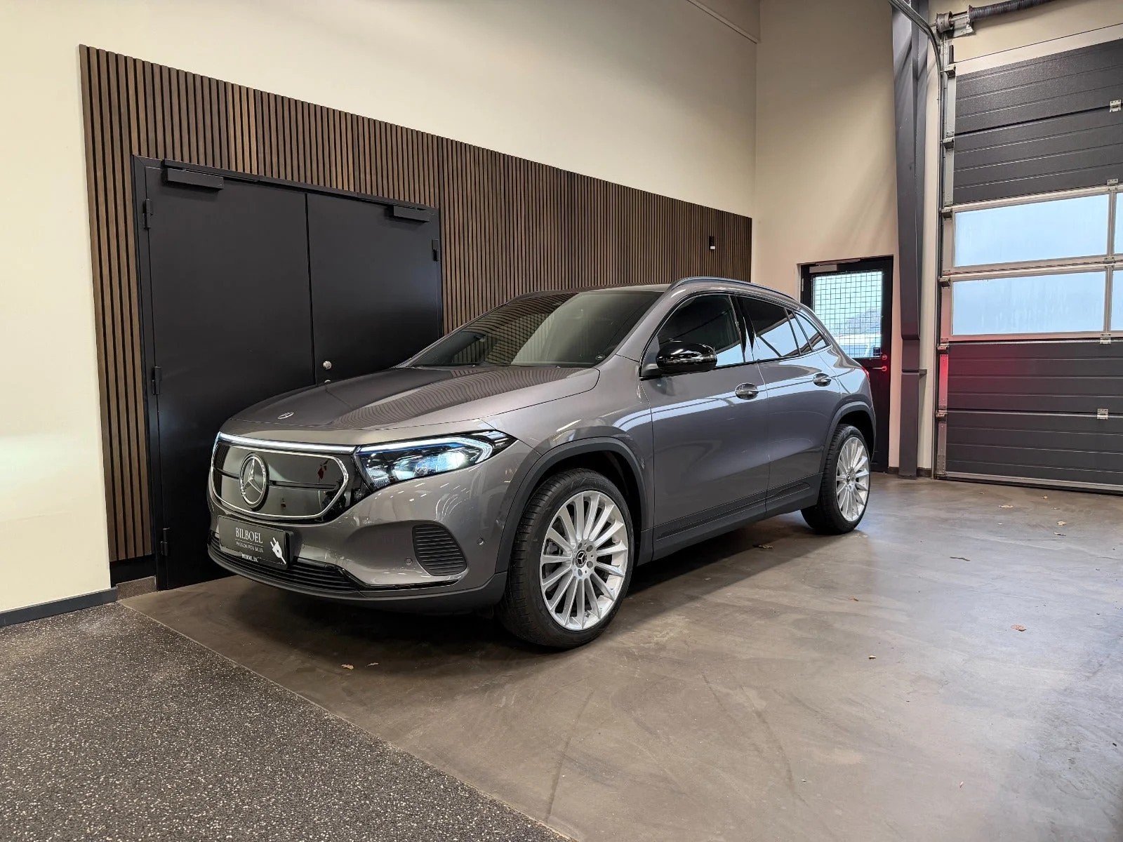 Mercedes EQA 250 Grå