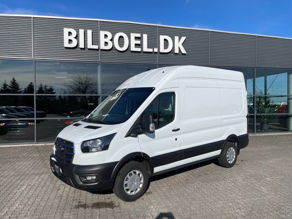Ford E-Transit 350 L2 Van