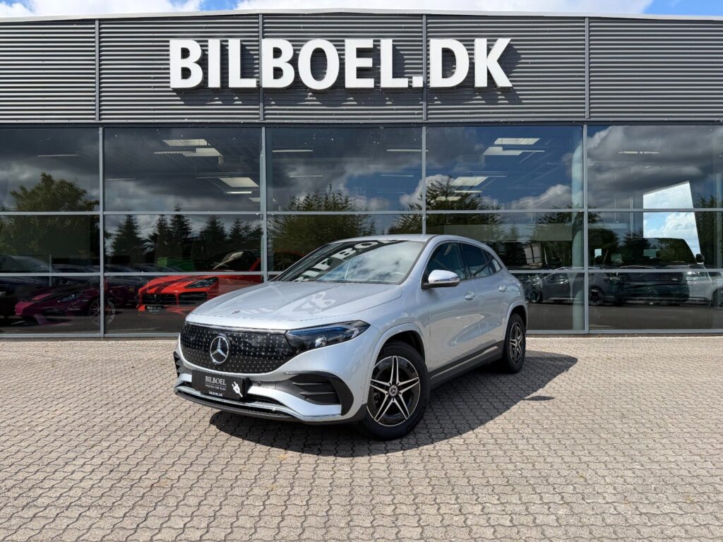 Mercedes EQA250+