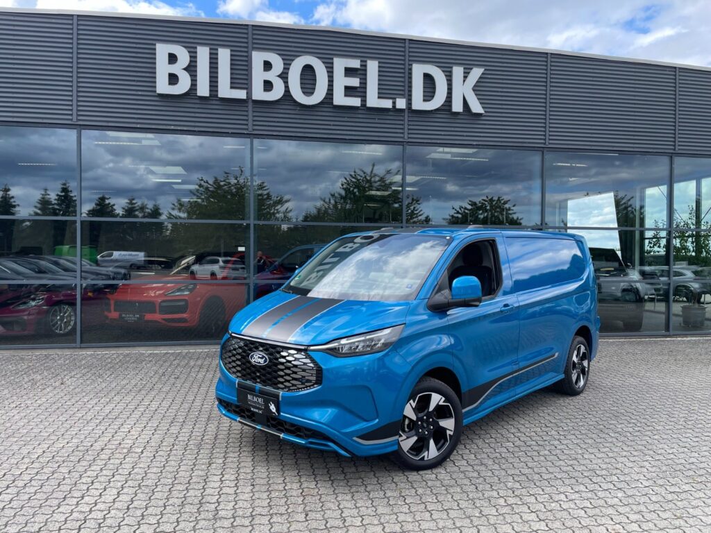 Ford E-Transit Custom 320 L1