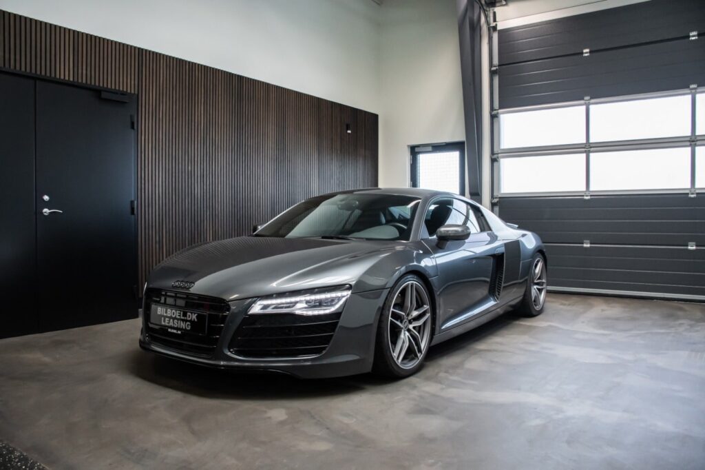 Audi R8
