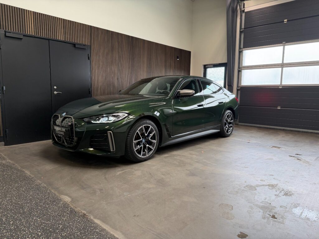 BMW i4