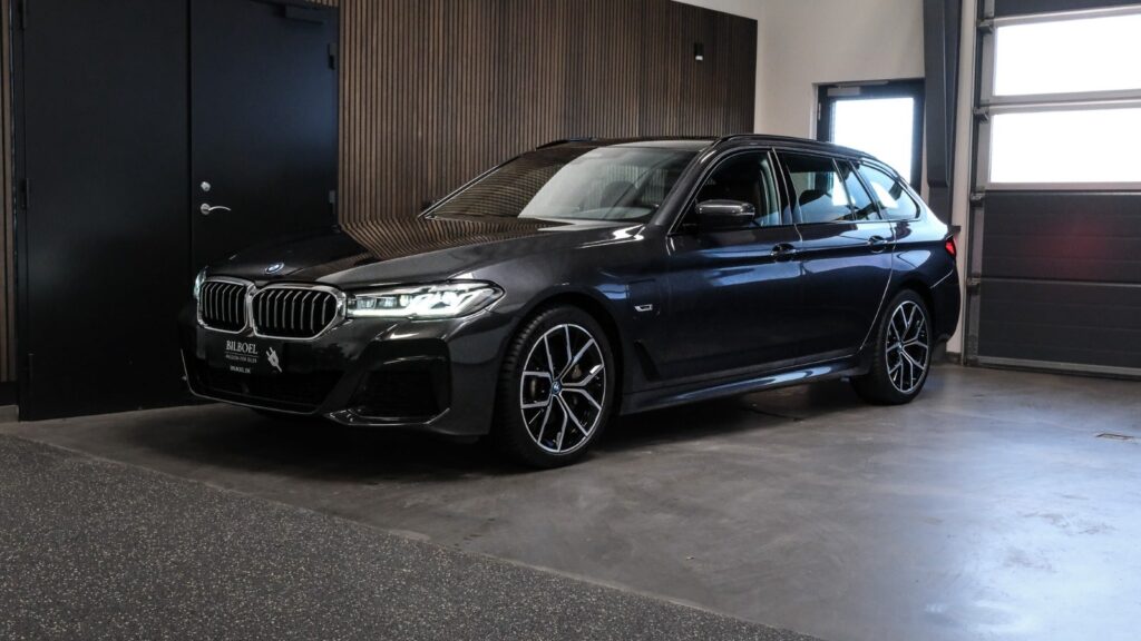 BMW 530e