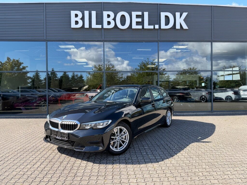 BMW 330i